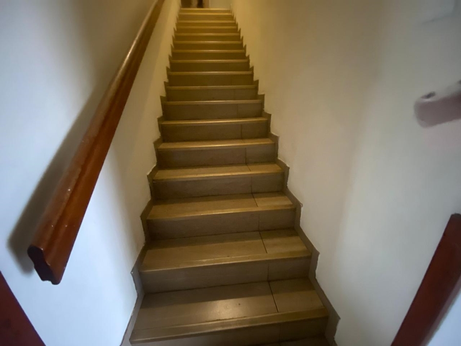 8 Bedroom Property for Sale in Bedworth Park Gauteng