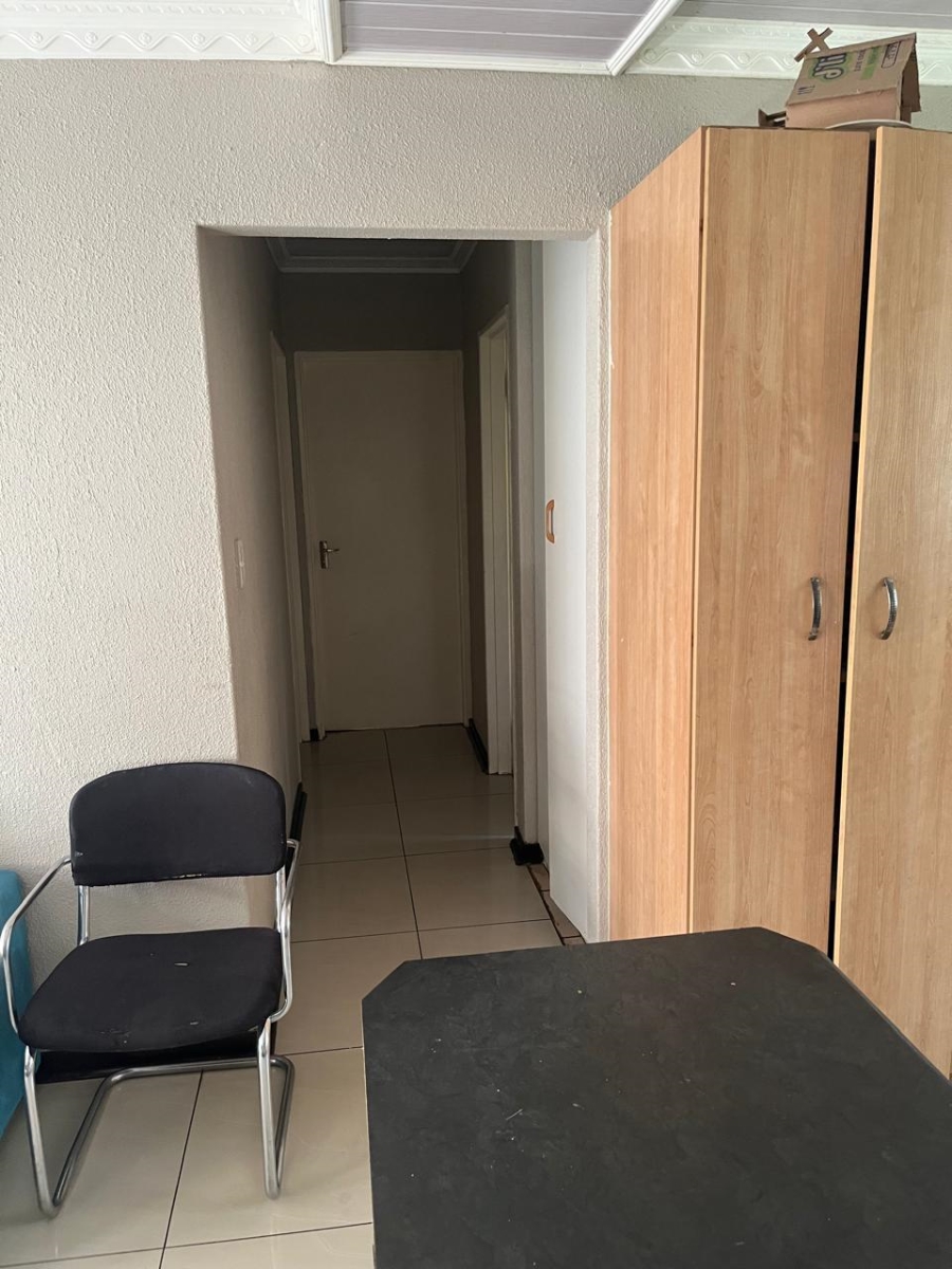 2 Bedroom Property for Sale in Ormonde Gauteng