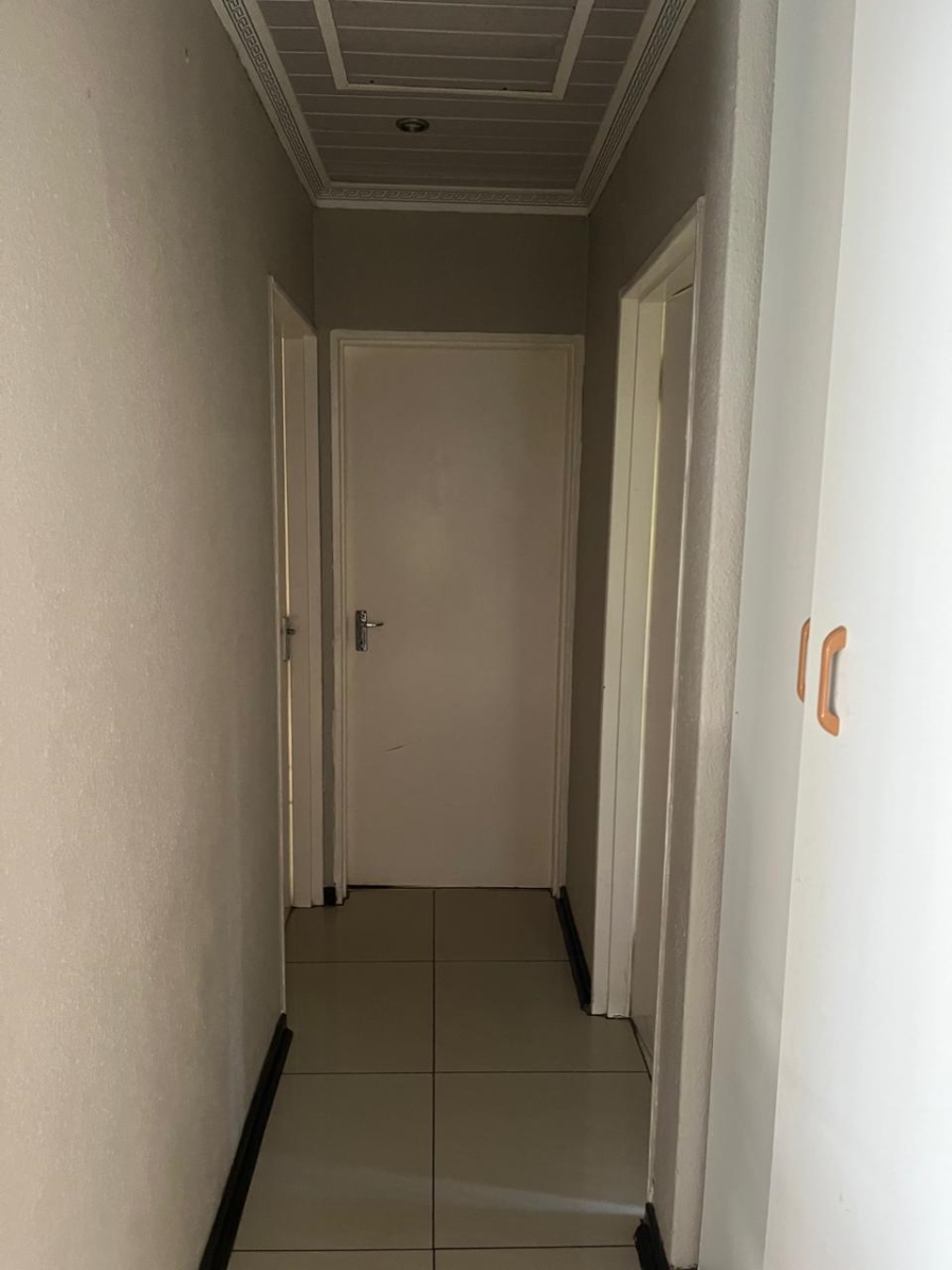 2 Bedroom Property for Sale in Ormonde Gauteng