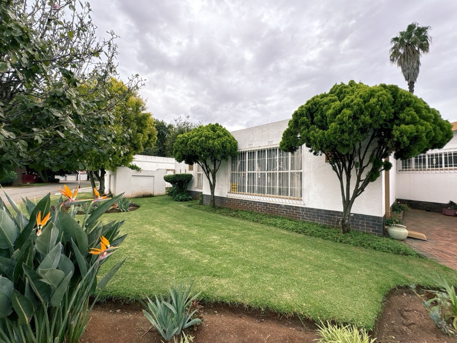 3 Bedroom Property for Sale in Kenleaf Gauteng