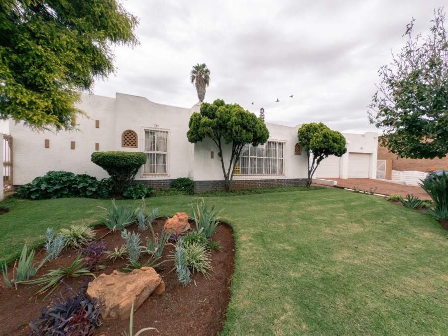 3 Bedroom Property for Sale in Kenleaf Gauteng