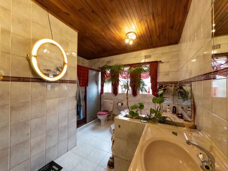 3 Bedroom Property for Sale in Kenleaf Gauteng