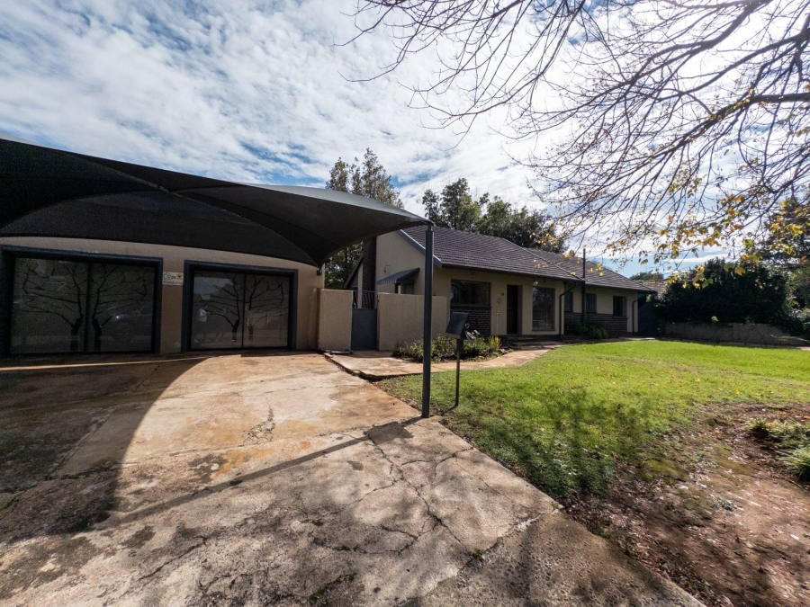 3 Bedroom Property for Sale in Dalpark Proper Gauteng
