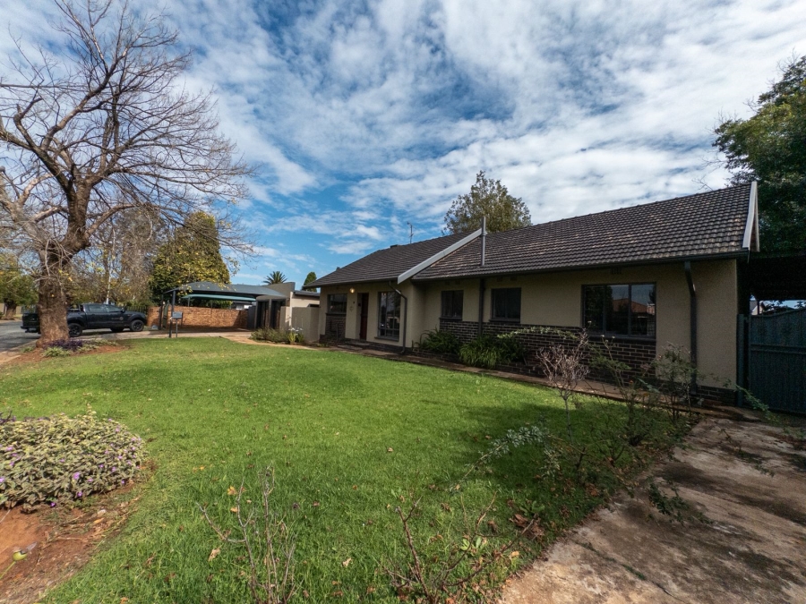 3 Bedroom Property for Sale in Dalpark Proper Gauteng