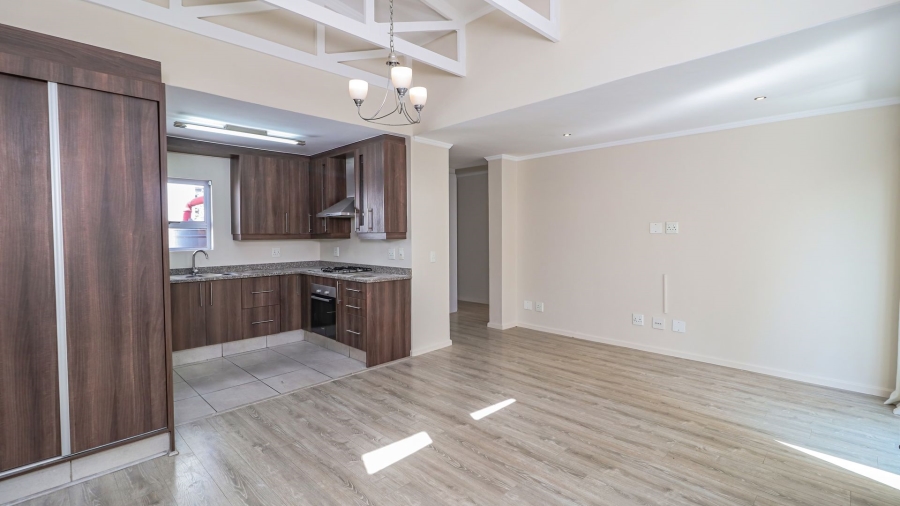 2 Bedroom Property for Sale in Broadacres Gauteng