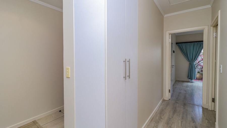 2 Bedroom Property for Sale in Broadacres Gauteng
