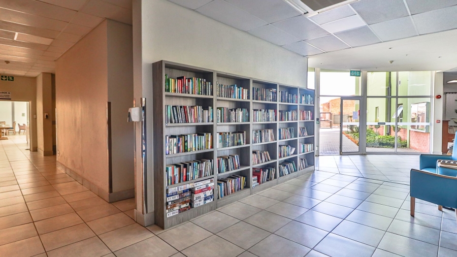 2 Bedroom Property for Sale in Broadacres Gauteng