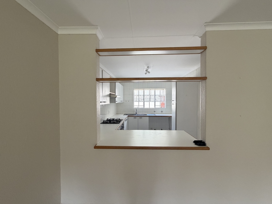 2 Bedroom Property for Sale in Magaliessig Gauteng