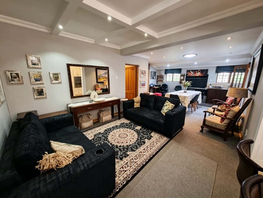 To Let 3 Bedroom Property for Rent in Three Rivers Gauteng