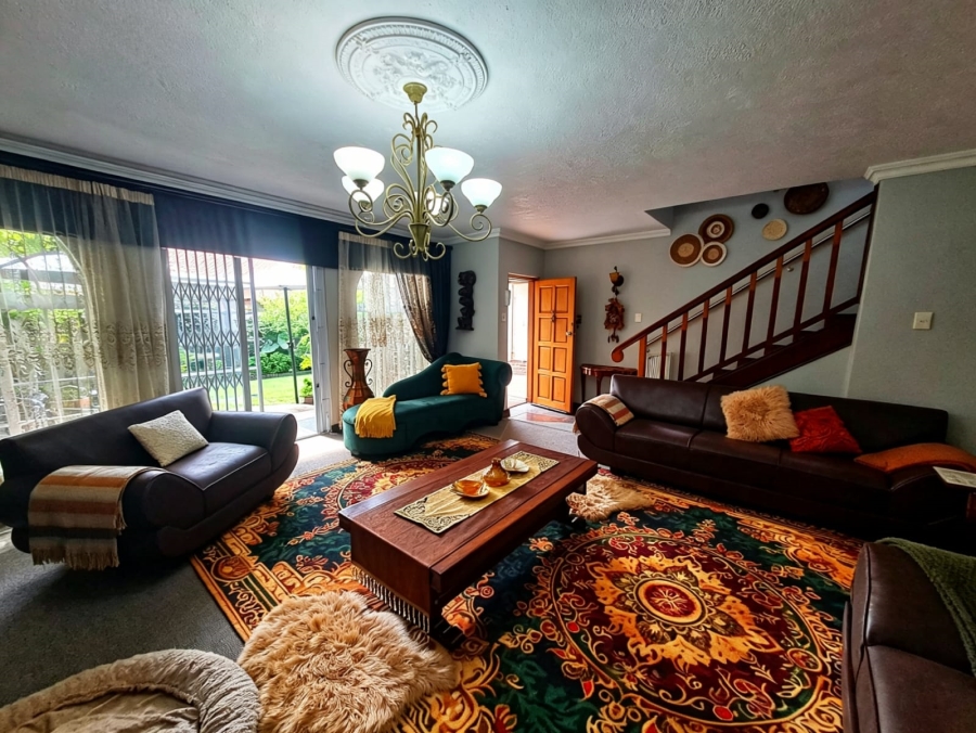 To Let 3 Bedroom Property for Rent in Three Rivers Gauteng