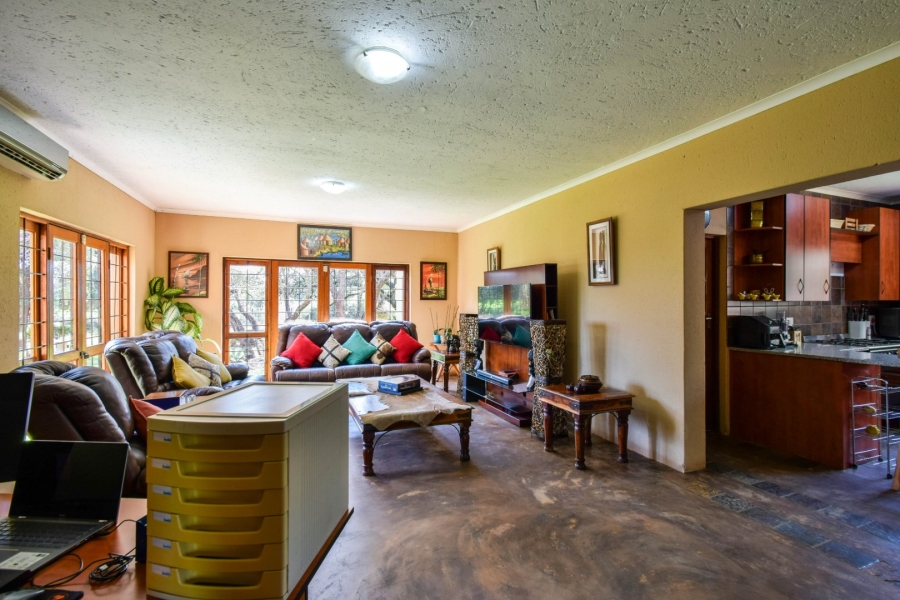 4 Bedroom Property for Sale in Roodeplaat Gauteng