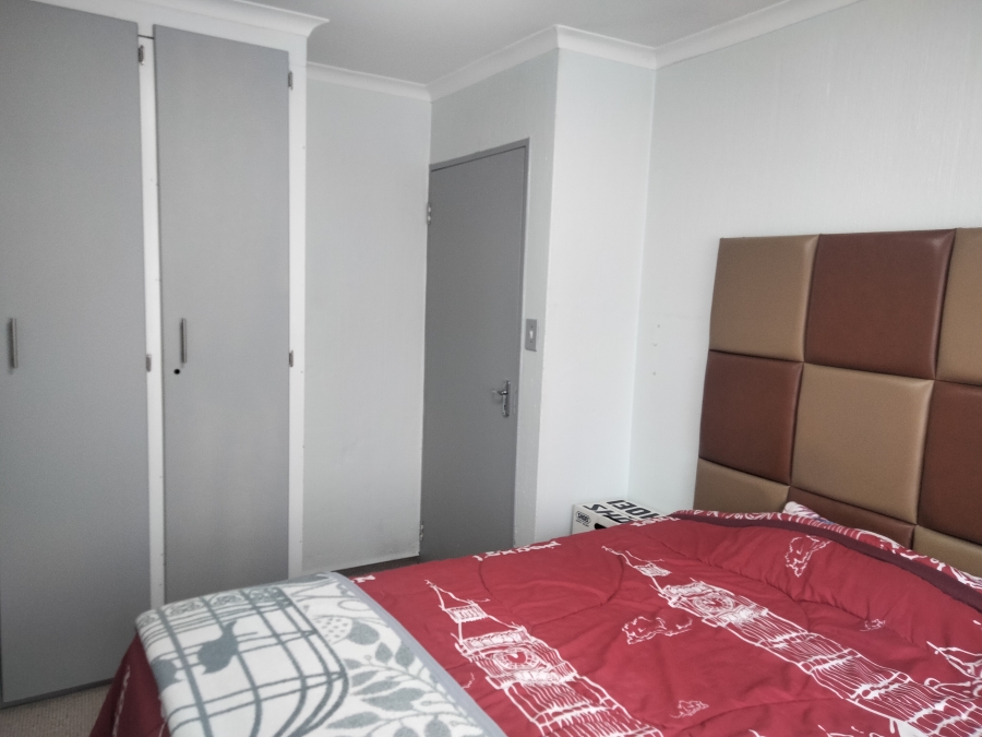 2 Bedroom Property for Sale in Sonneglans Gauteng