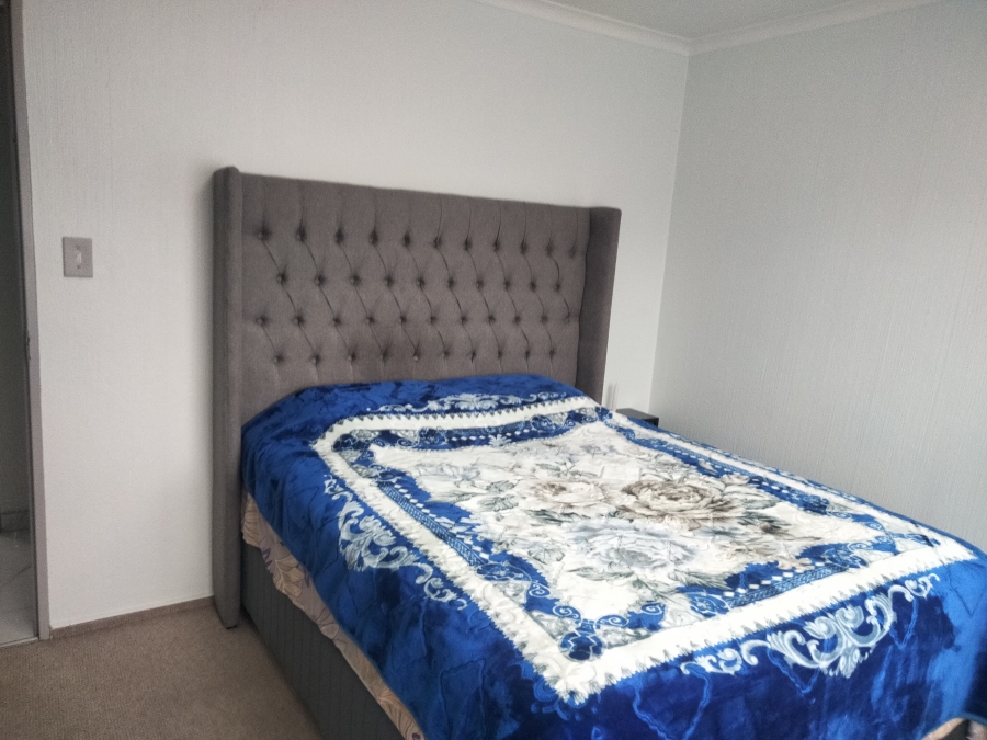 2 Bedroom Property for Sale in Sonneglans Gauteng