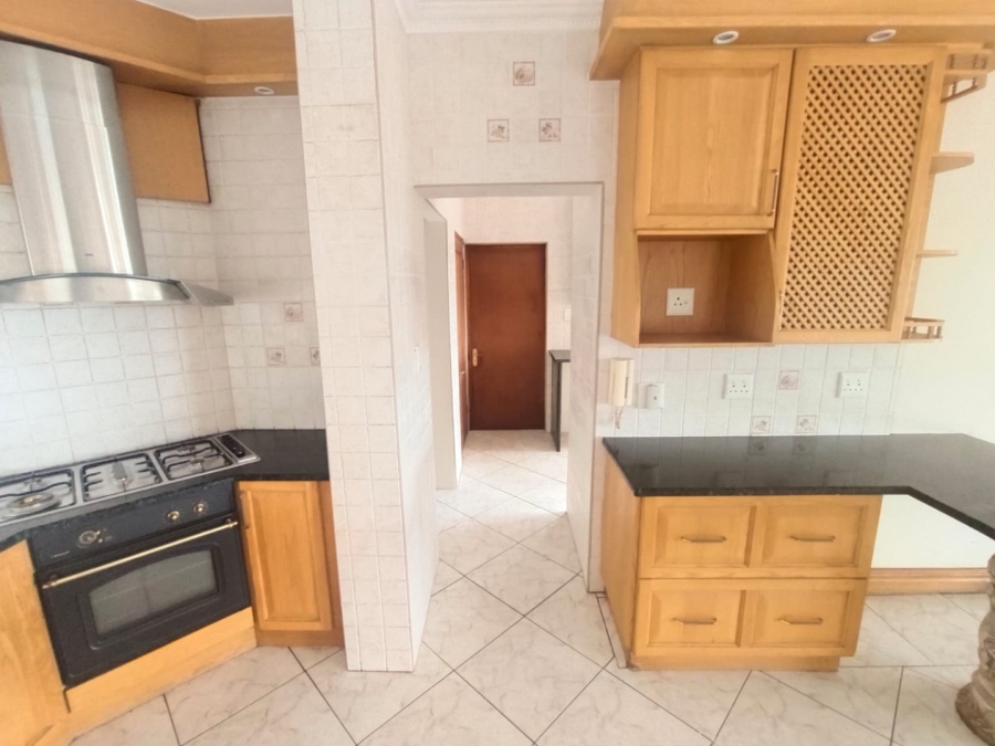 6 Bedroom Property for Sale in Montana Park Gauteng