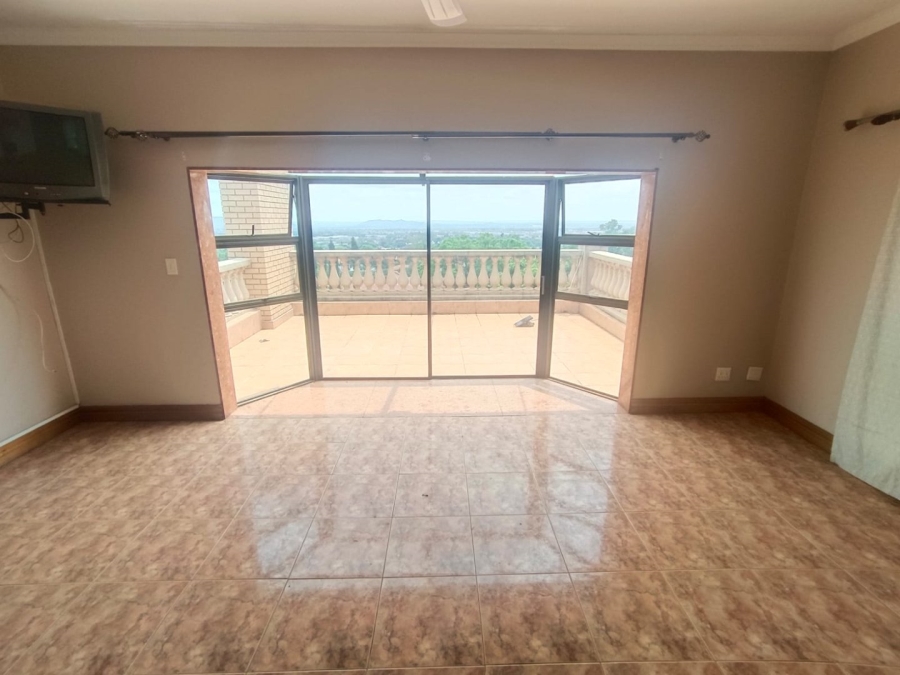 6 Bedroom Property for Sale in Montana Park Gauteng