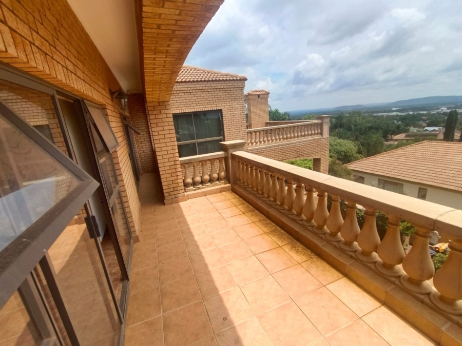 6 Bedroom Property for Sale in Montana Park Gauteng