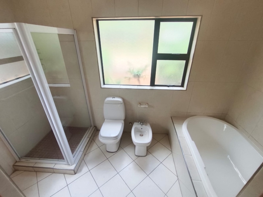 6 Bedroom Property for Sale in Montana Park Gauteng