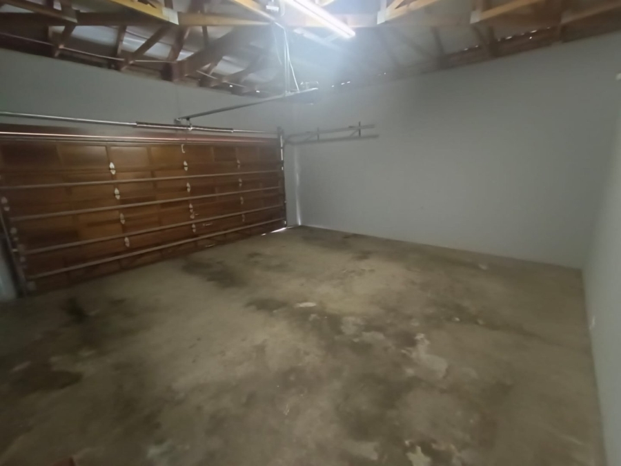 6 Bedroom Property for Sale in Montana Park Gauteng