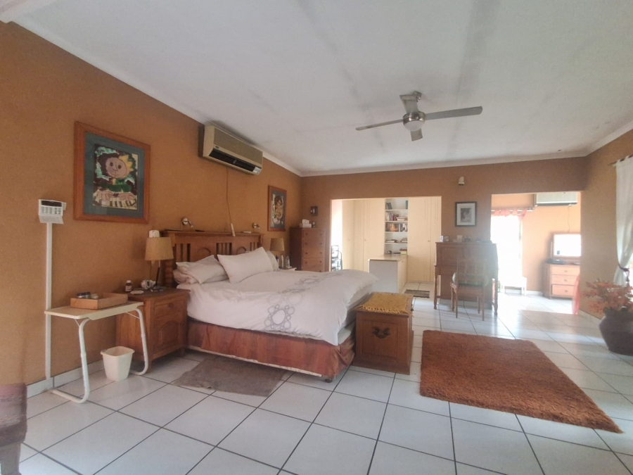 5 Bedroom Property for Sale in Bedworth Park Gauteng