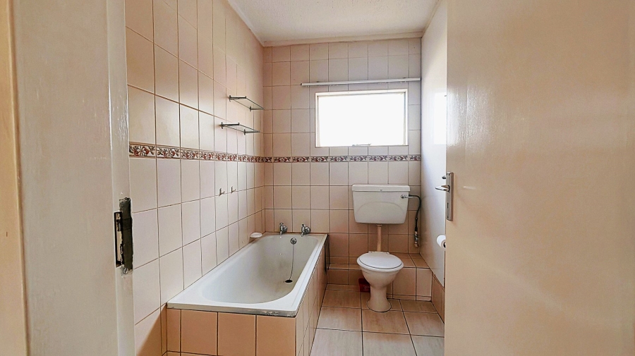 3 Bedroom Property for Sale in Three Rivers Gauteng