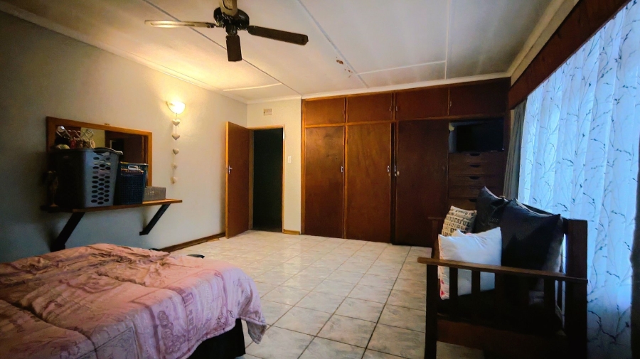 3 Bedroom Property for Sale in Vanderbijlpark CE 2 Gauteng