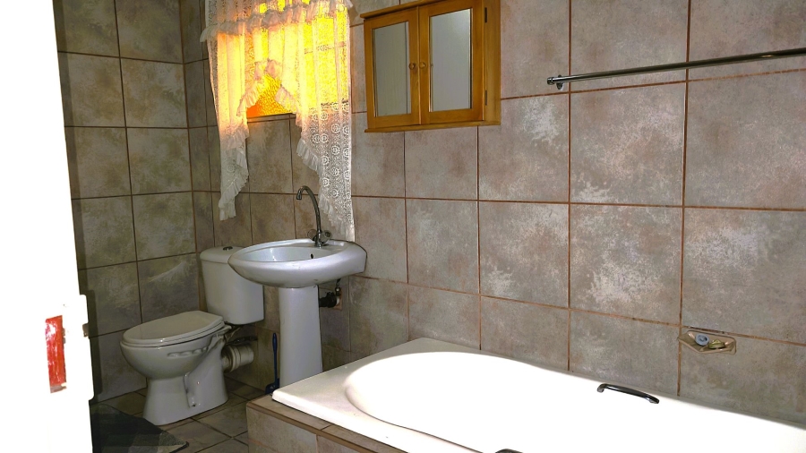 3 Bedroom Property for Sale in Vanderbijlpark CE 2 Gauteng