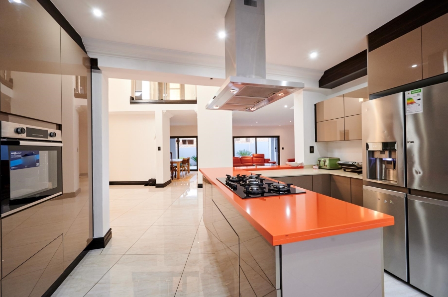 4 Bedroom Property for Sale in Waterfall Country Village Gauteng