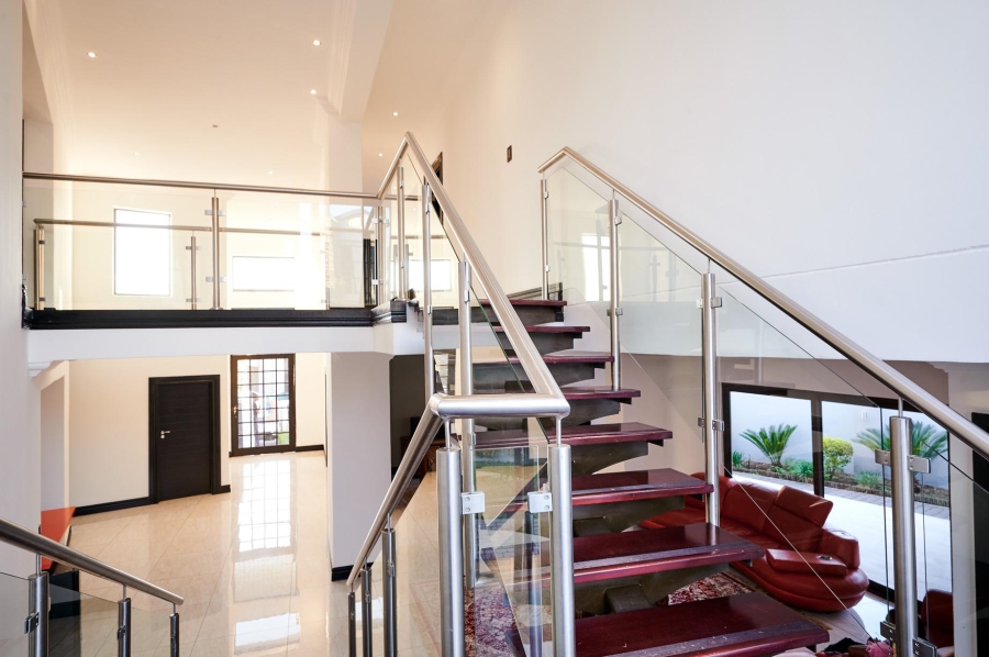 4 Bedroom Property for Sale in Waterfall Country Village Gauteng