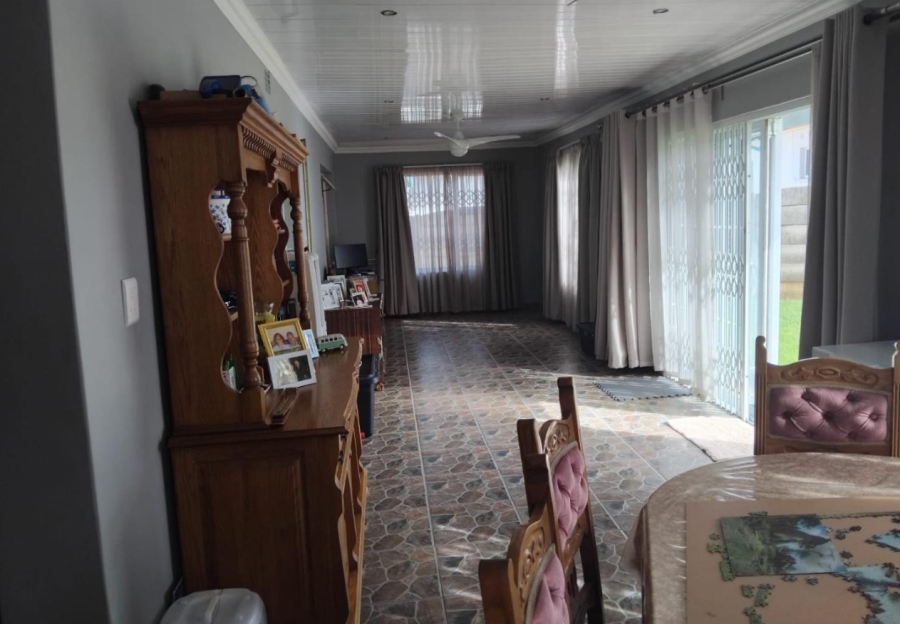 3 Bedroom Property for Sale in Brackenhurst Gauteng