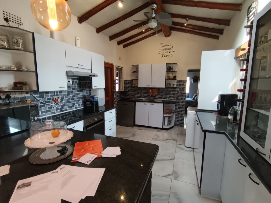 4 Bedroom Property for Sale in Brackendowns Gauteng