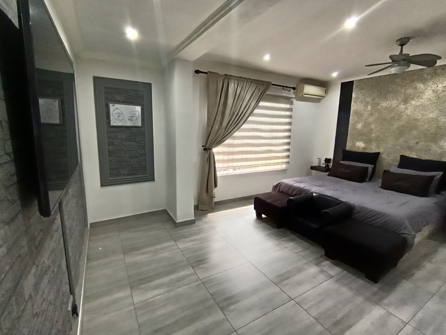 4 Bedroom Property for Sale in Brackendowns Gauteng
