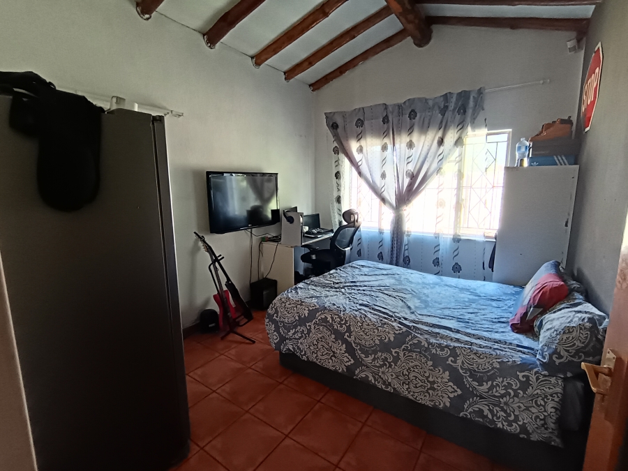 4 Bedroom Property for Sale in Brackendowns Gauteng