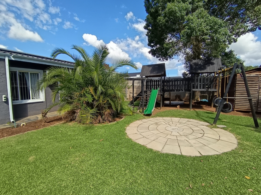 4 Bedroom Property for Sale in Brackendowns Gauteng