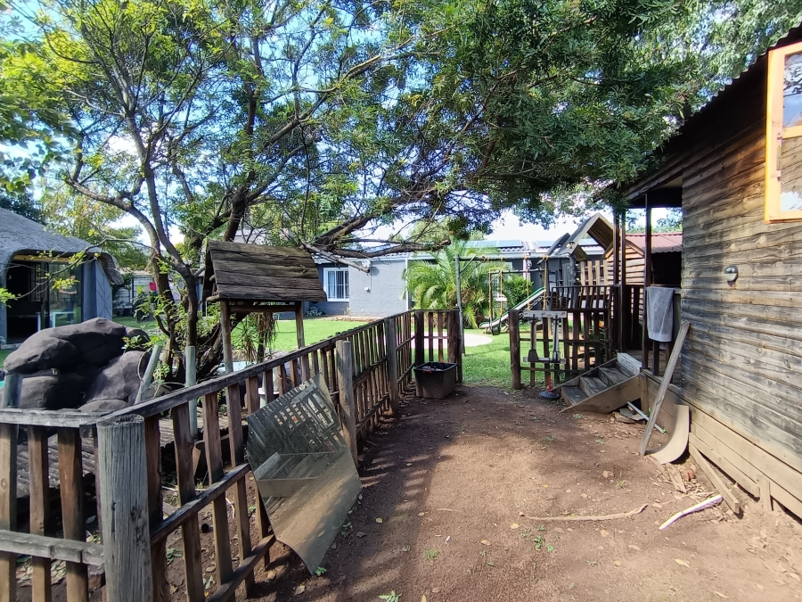 4 Bedroom Property for Sale in Brackendowns Gauteng