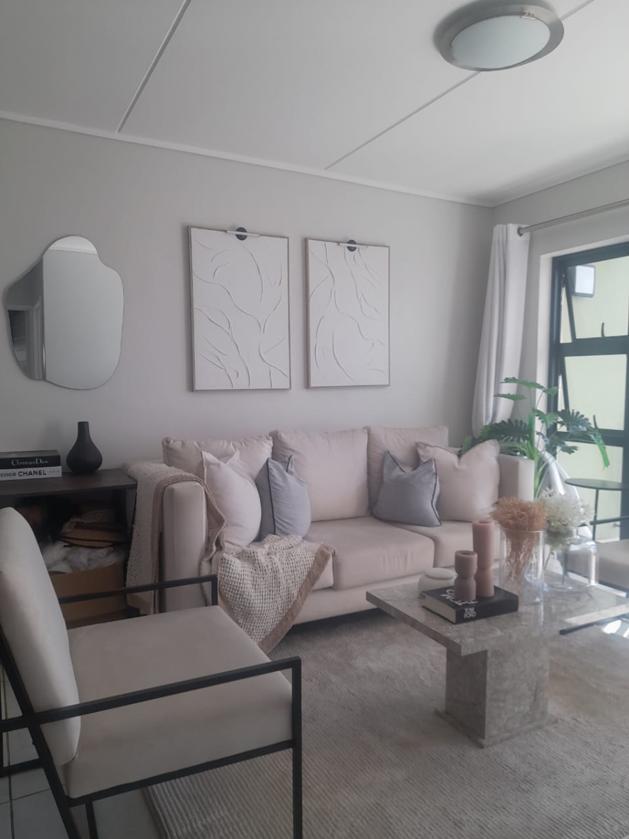 1 Bedroom Property for Sale in Linbro Park Gauteng