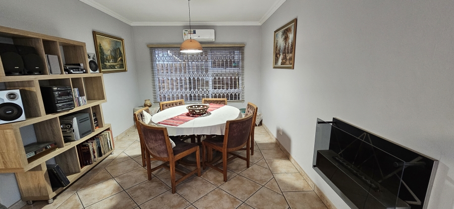 3 Bedroom Property for Sale in New Redruth Gauteng