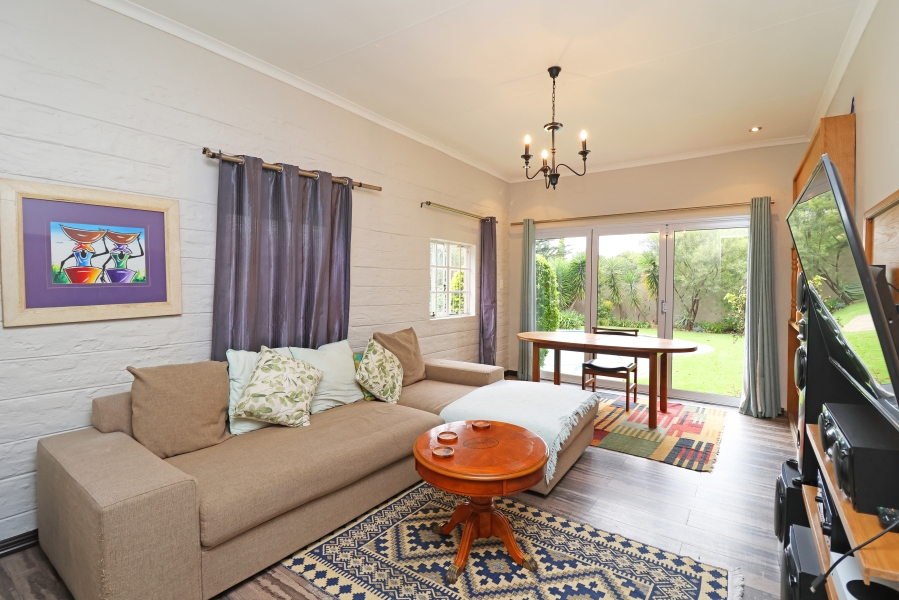 To Let 4 Bedroom Property for Rent in Blairgowrie Gauteng