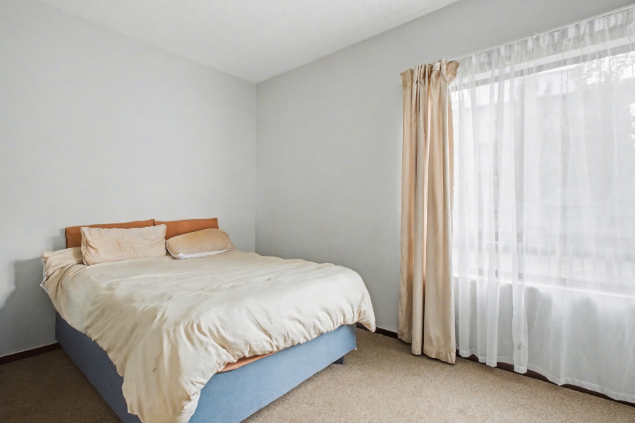 2 Bedroom Property for Sale in Broadacres Gauteng