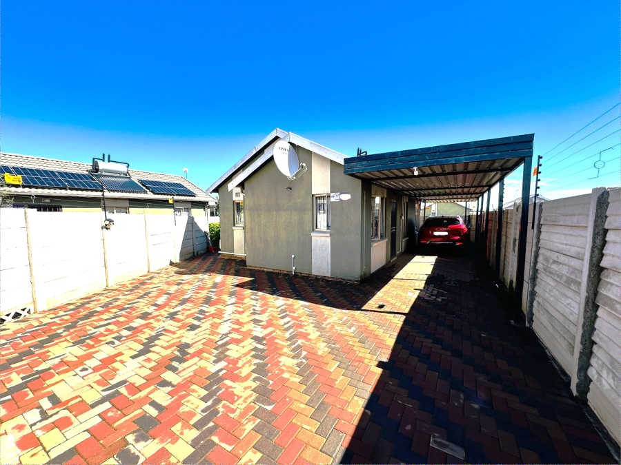 3 Bedroom Property for Sale in Sky City Gauteng
