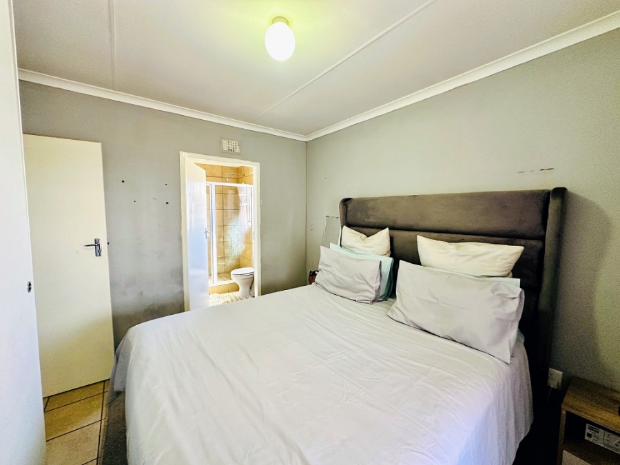 3 Bedroom Property for Sale in Sky City Gauteng