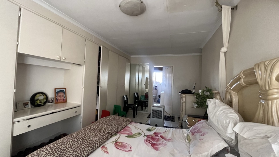 3 Bedroom Property for Sale in Brackendowns Gauteng