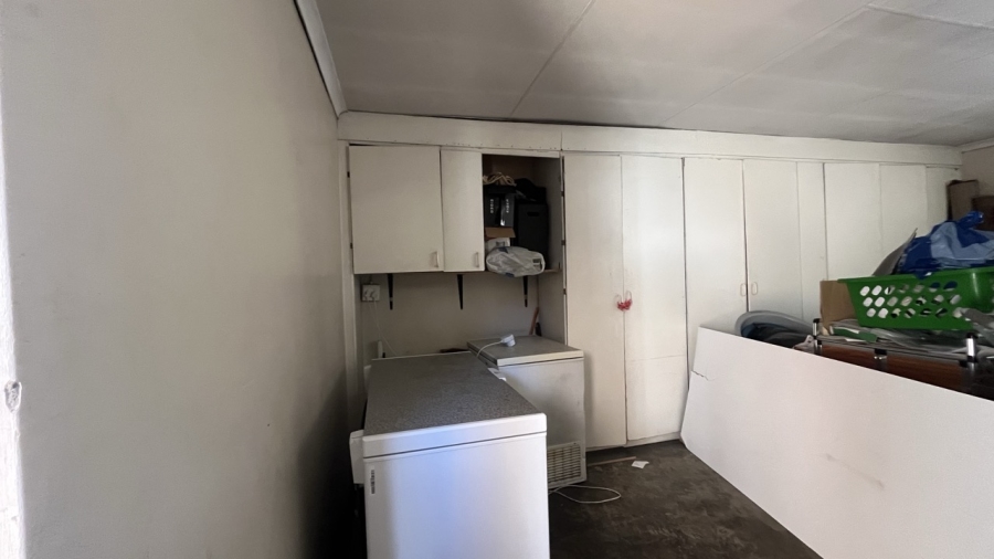 3 Bedroom Property for Sale in Brackendowns Gauteng