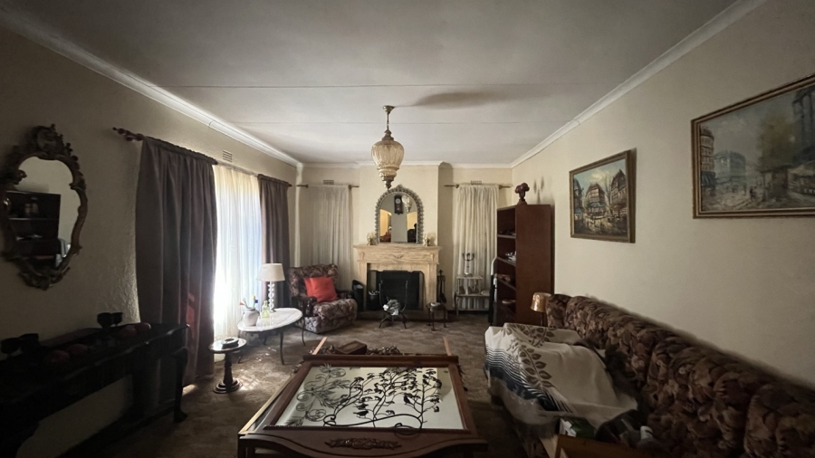 3 Bedroom Property for Sale in Brackendowns Gauteng