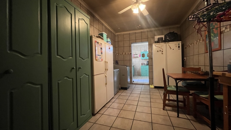 3 Bedroom Property for Sale in Brackendowns Gauteng
