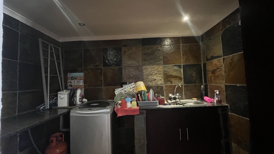 3 Bedroom Property for Sale in Brackendowns Gauteng