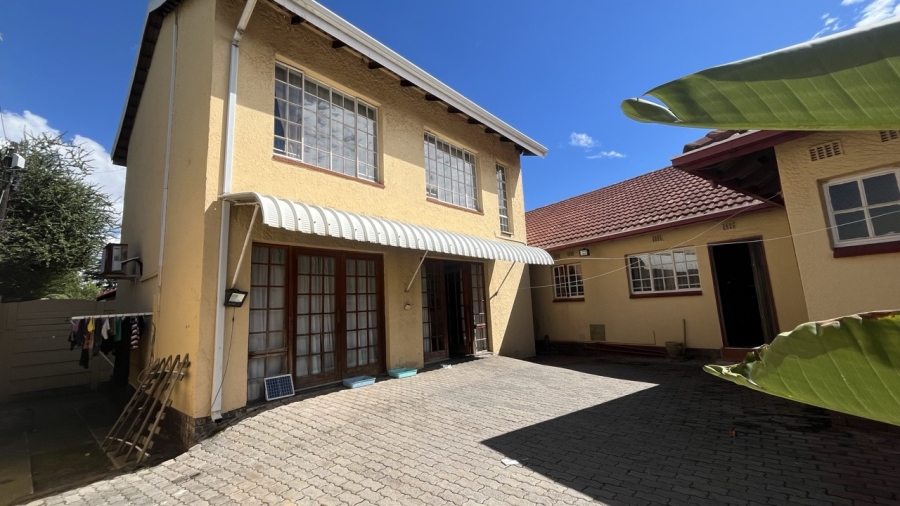 3 Bedroom Property for Sale in Brackendowns Gauteng