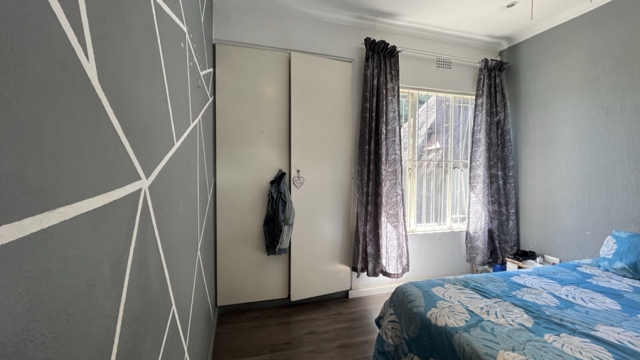 4 Bedroom Property for Sale in Brackendowns Gauteng