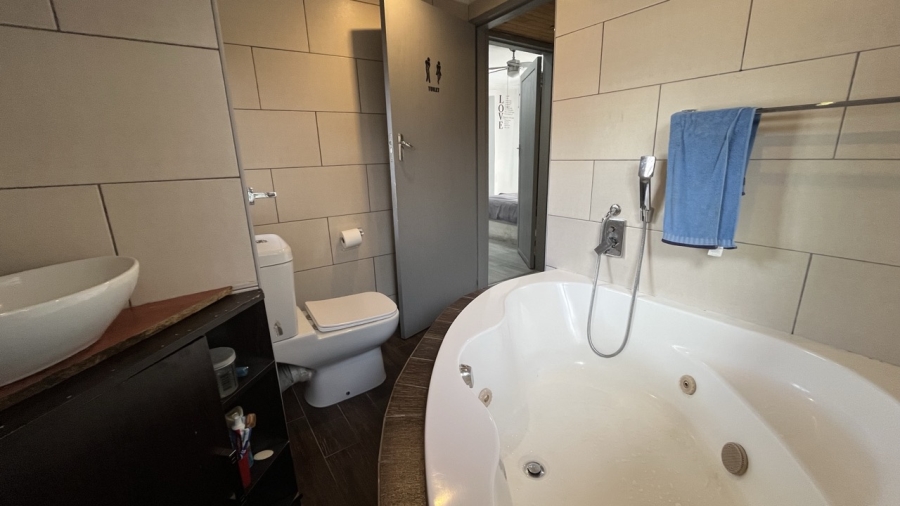 4 Bedroom Property for Sale in Brackendowns Gauteng
