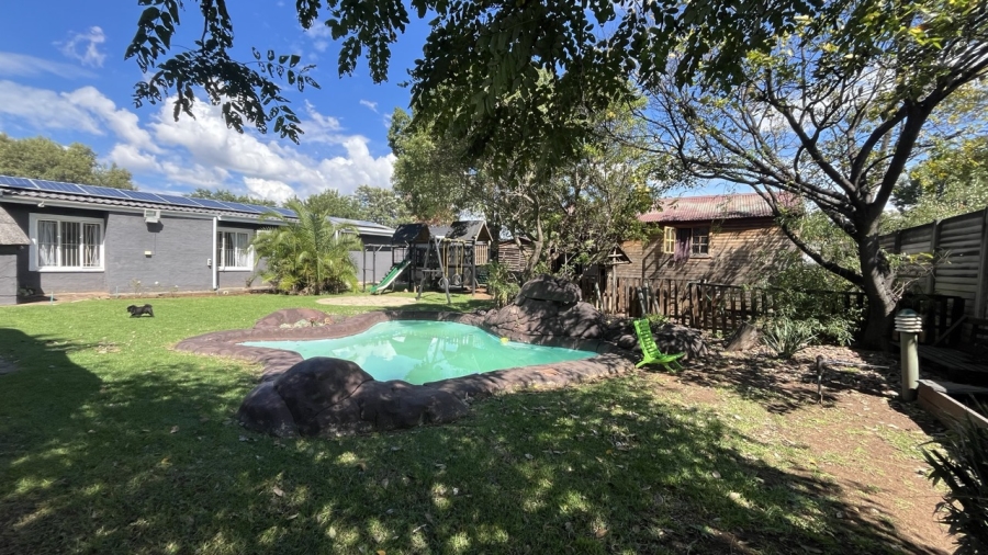 4 Bedroom Property for Sale in Brackendowns Gauteng