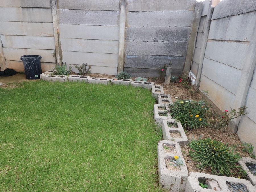 2 Bedroom Property for Sale in Birch Acres Gauteng